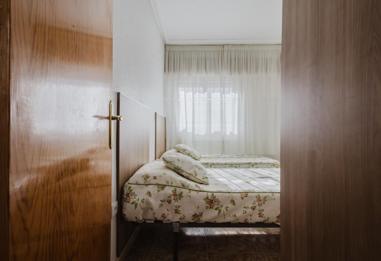 Sale · APARTAMENTO · Torrevieja · playa de los naufragos