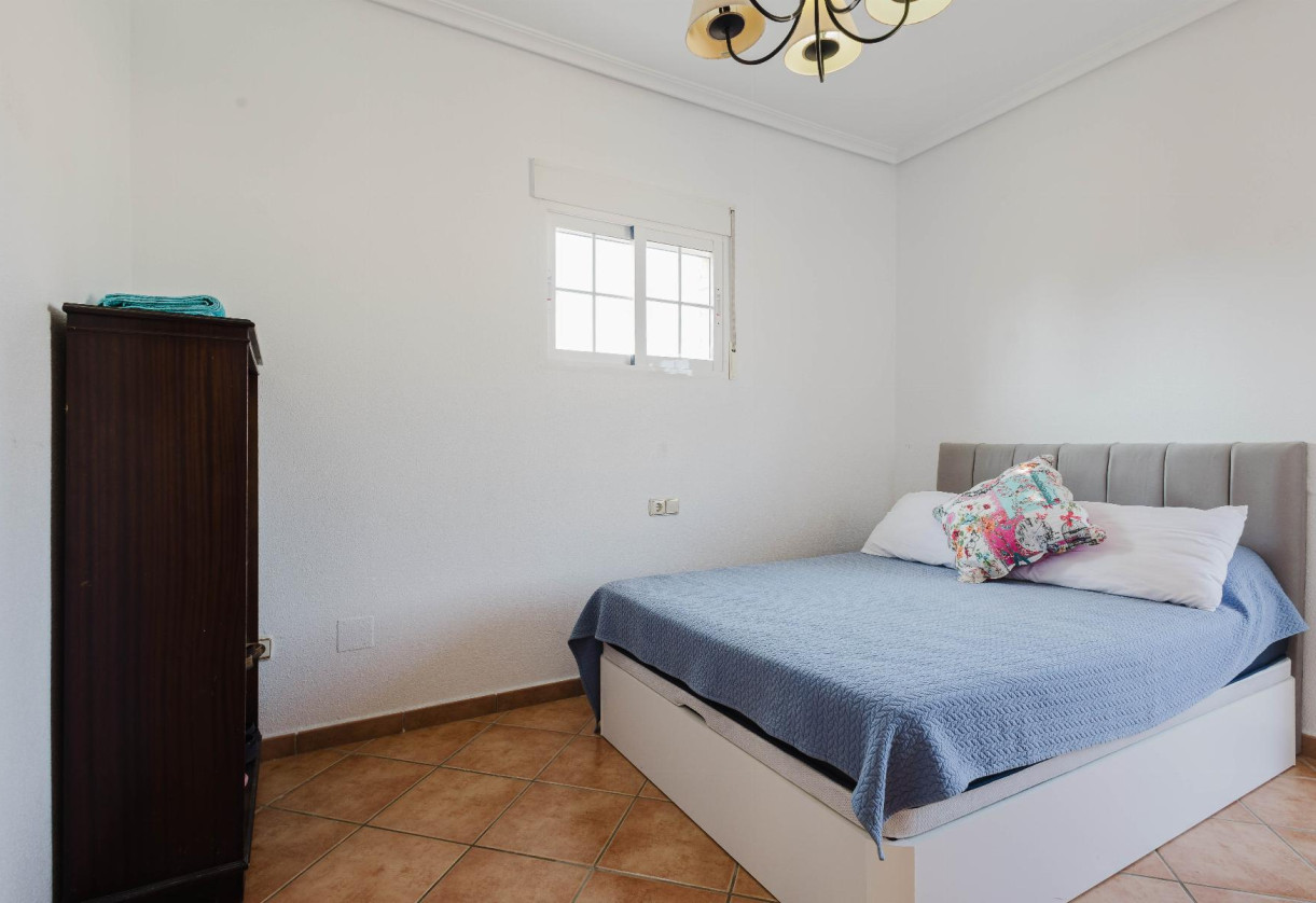 Sale · Chalet · Algorfa · LO CRISPIN