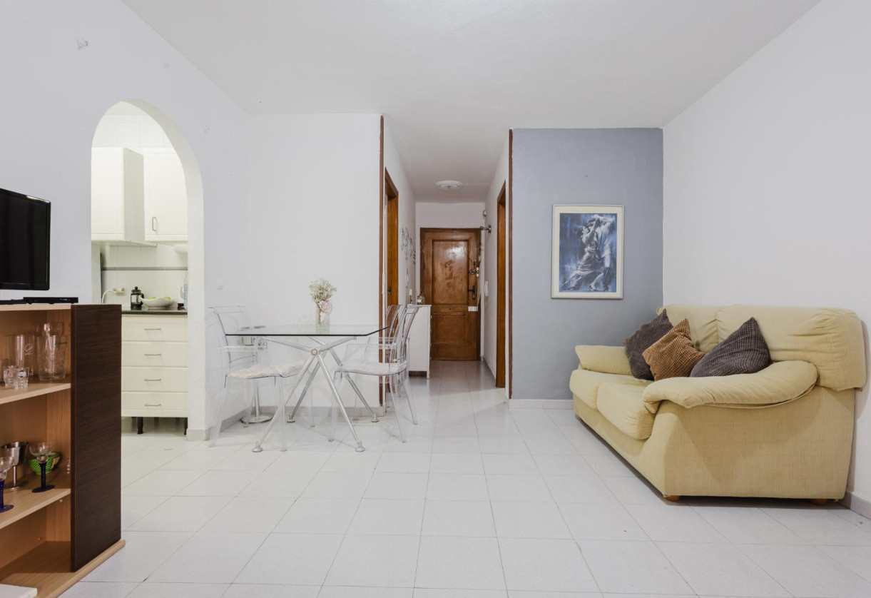 Rynek wtórny · APARTAMENTO · Torrevieja · Playa de La Acequion