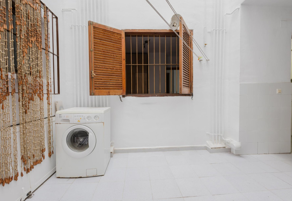 Rynek wtórny · APARTAMENTO · Torrevieja · Playa de La Acequion