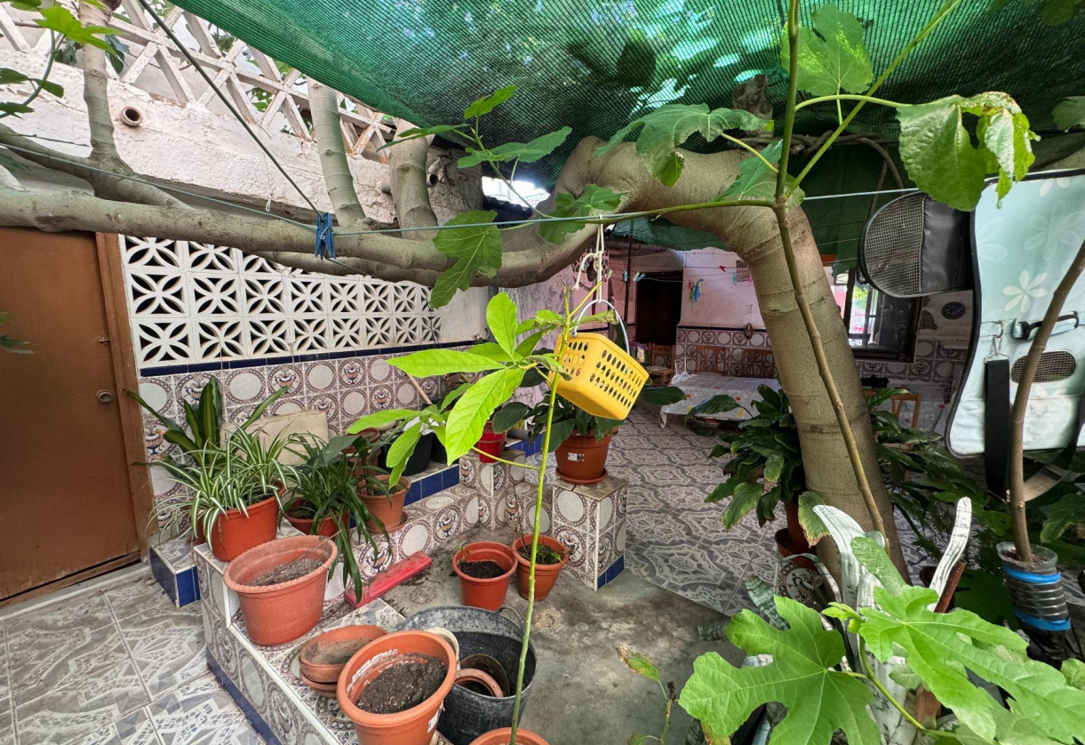 Sale · Casa · Benejuzar