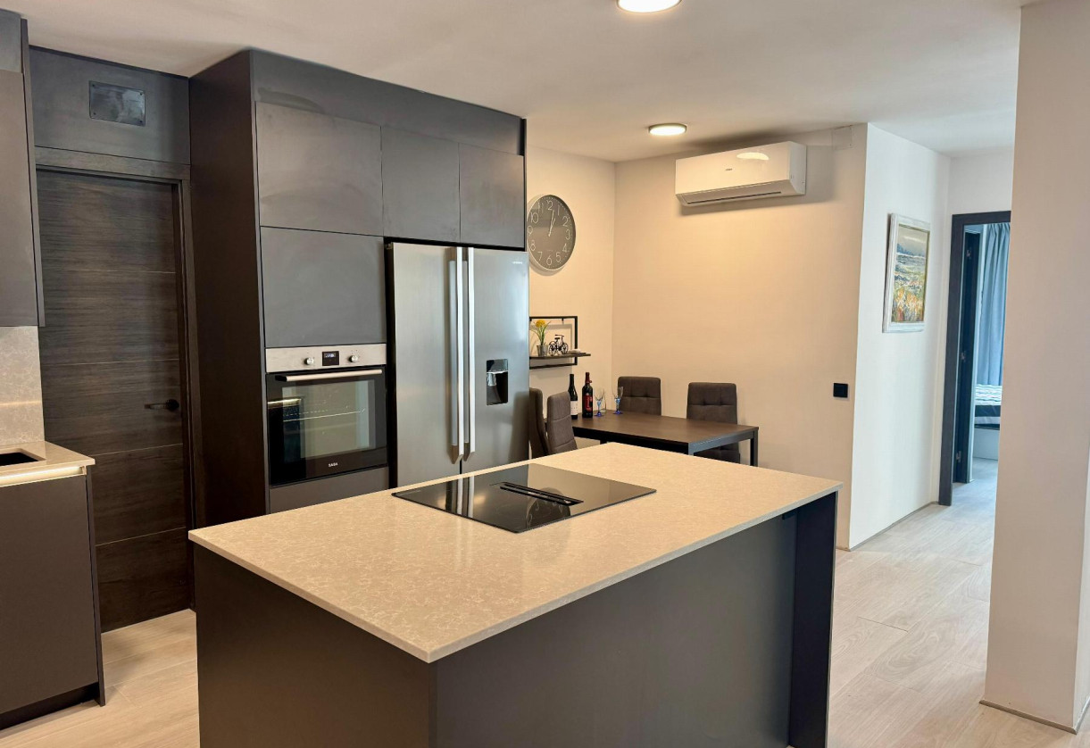 Rynek wtórny · APARTAMENTO · Torrevieja · CLUB NAUTICO TORREVIEJA