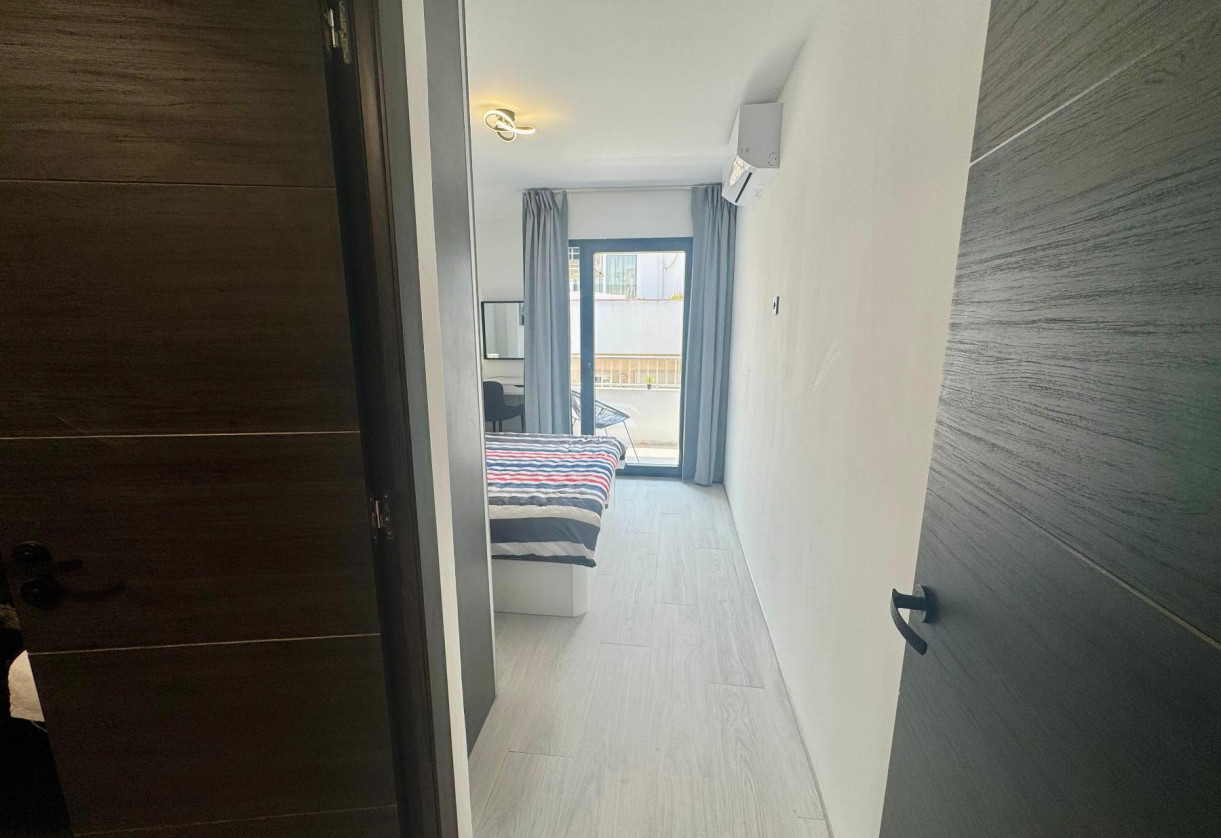 Rynek wtórny · APARTAMENTO · Torrevieja · CLUB NAUTICO TORREVIEJA