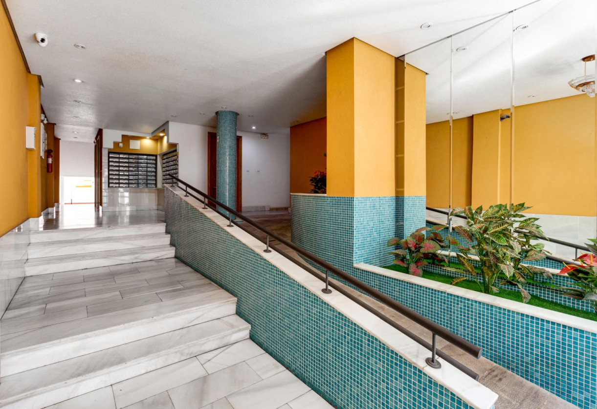 Resale · Apartment · Torrevieja · Playa del Cura