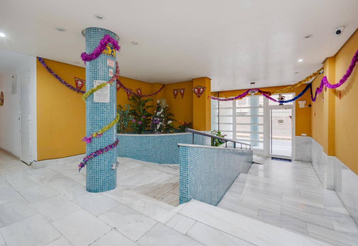 Resale · Apartment · Torrevieja · Playa del Cura