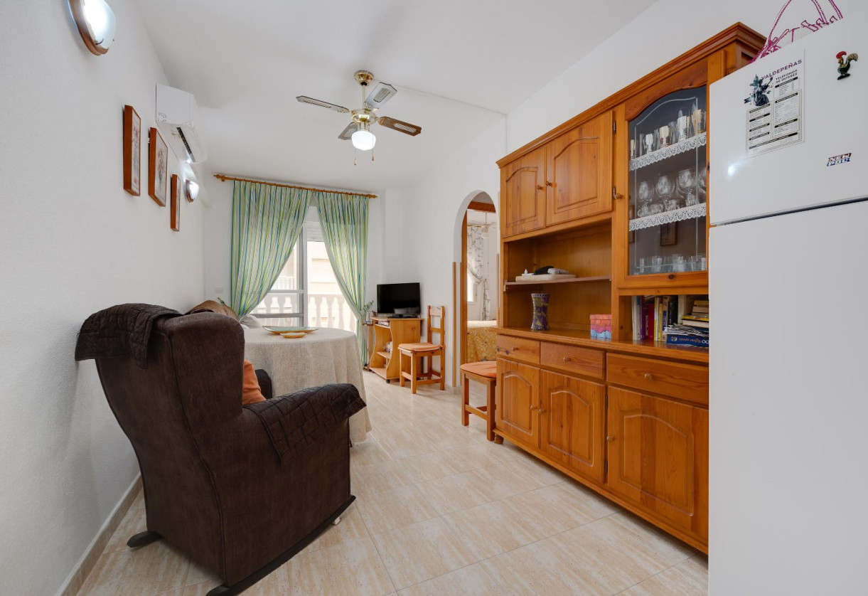 Resale · Apartment · Torrevieja · Playa del Cura