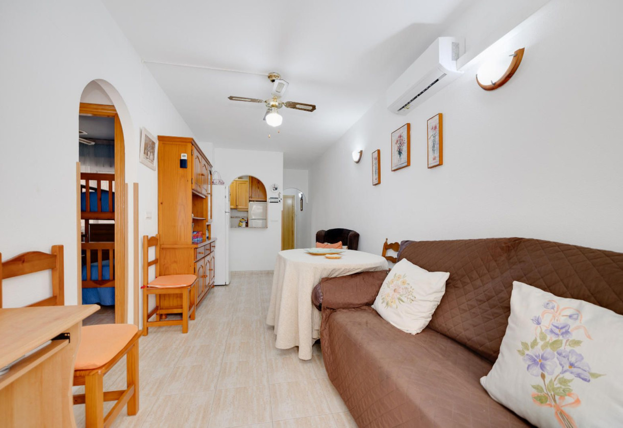 Resale · Apartment · Torrevieja · Playa del Cura
