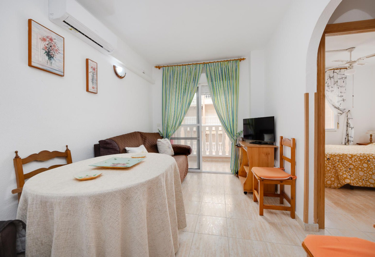 Resale · Apartment · Torrevieja · Playa del Cura
