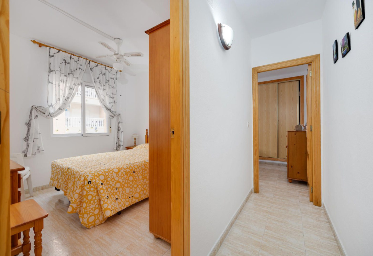 Resale · Apartment · Torrevieja · Playa del Cura