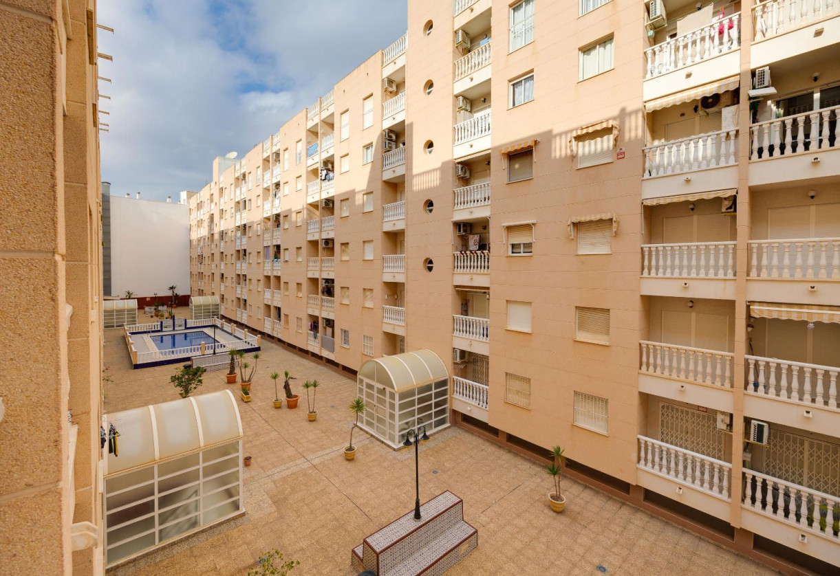 Resale · Apartment · Torrevieja · Playa del Cura