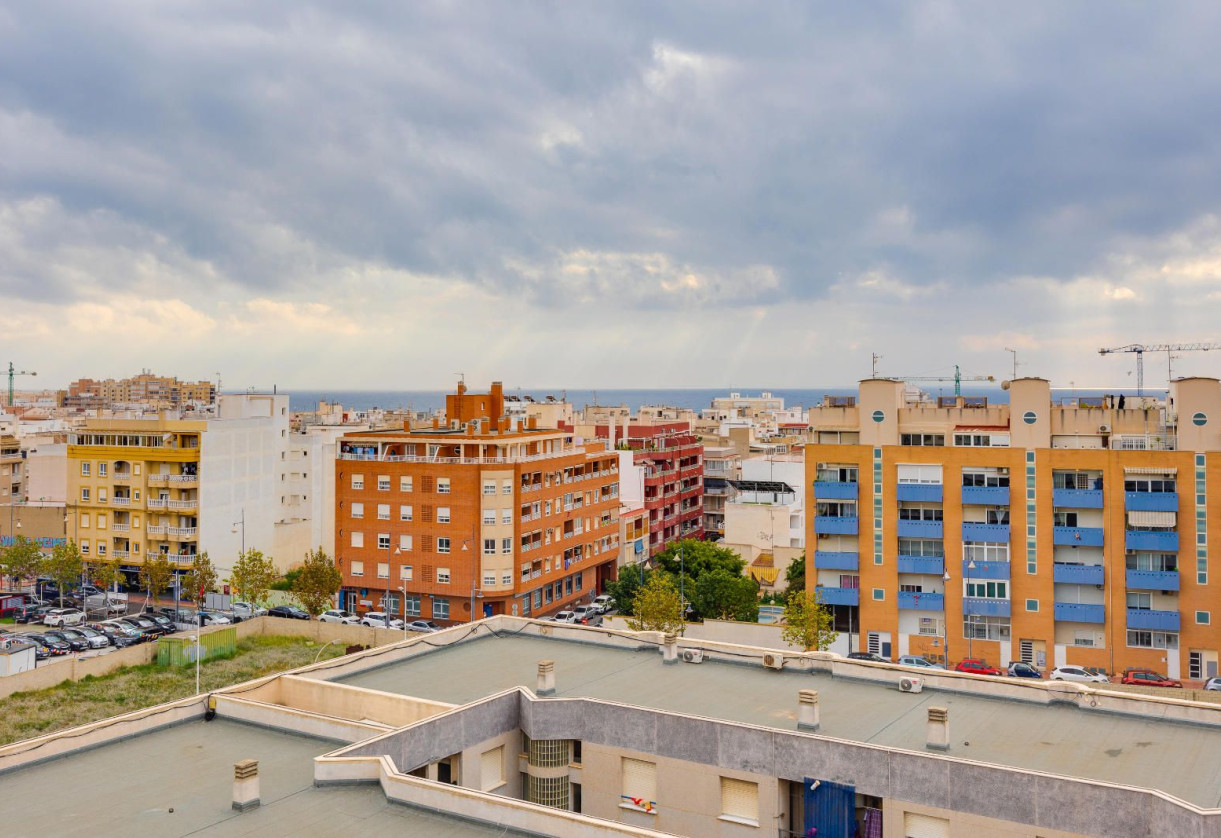 Resale · Apartment · Torrevieja · Playa del Cura