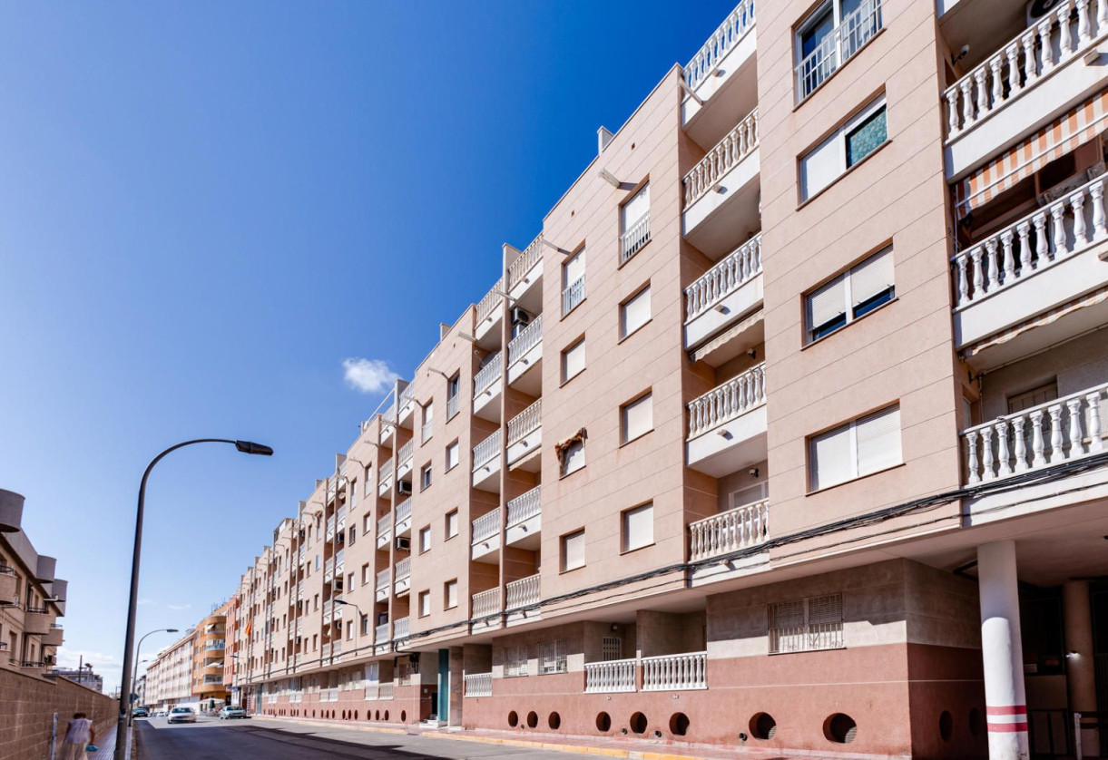 Resale · Apartment · Torrevieja · Playa del Cura