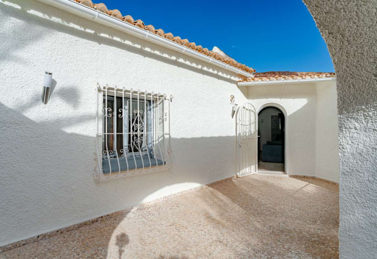 Rynek wtórny · detached house · Calpe