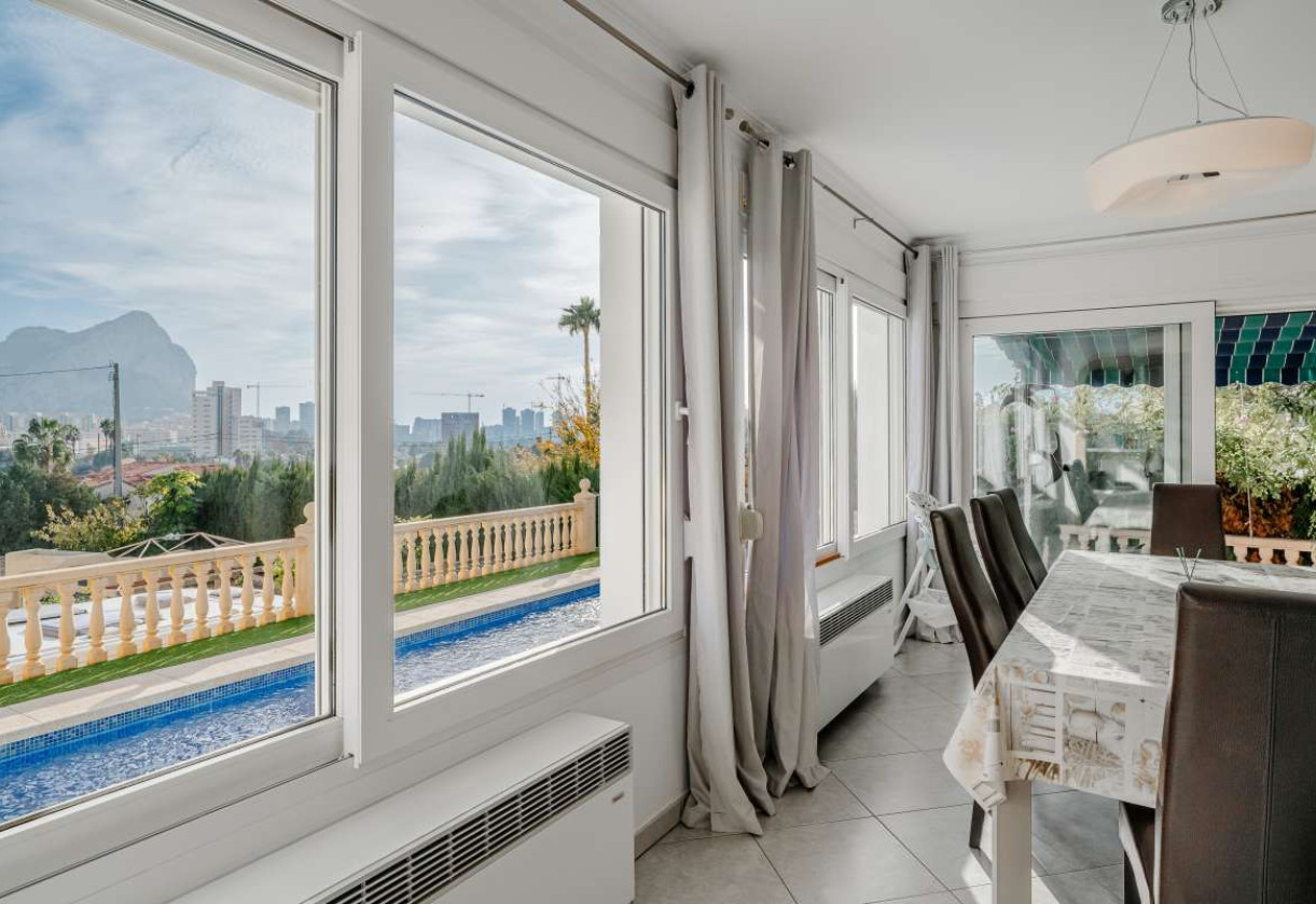 Resale · detached house · Costeres