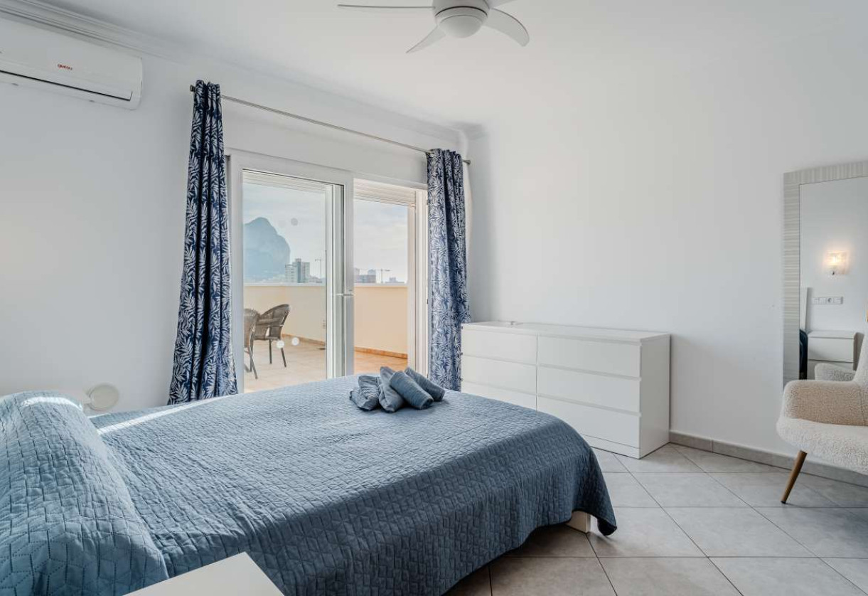 Resale · detached house · Costeres