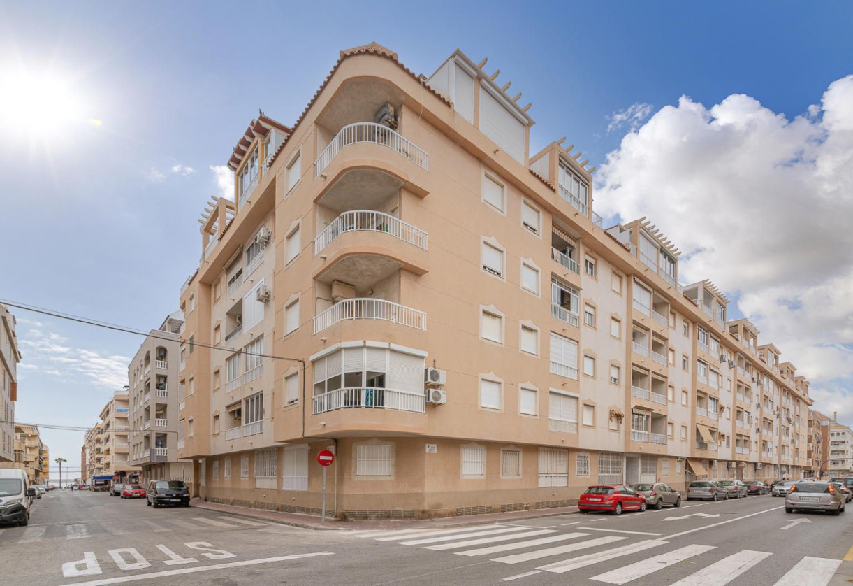 Sale · Apartment · Torrevieja · El Acequión - Los Náufragos