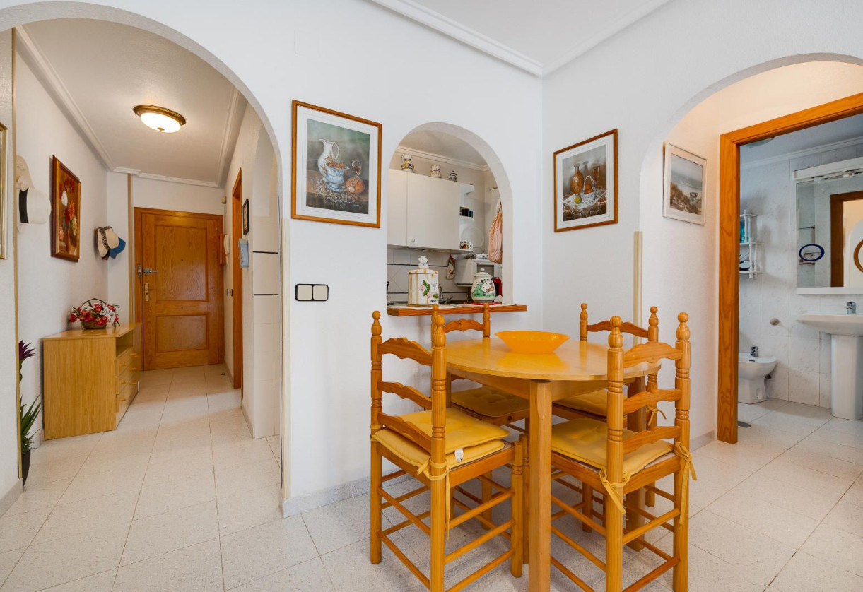 Sale · Apartment · Torrevieja · El Acequión - Los Náufragos