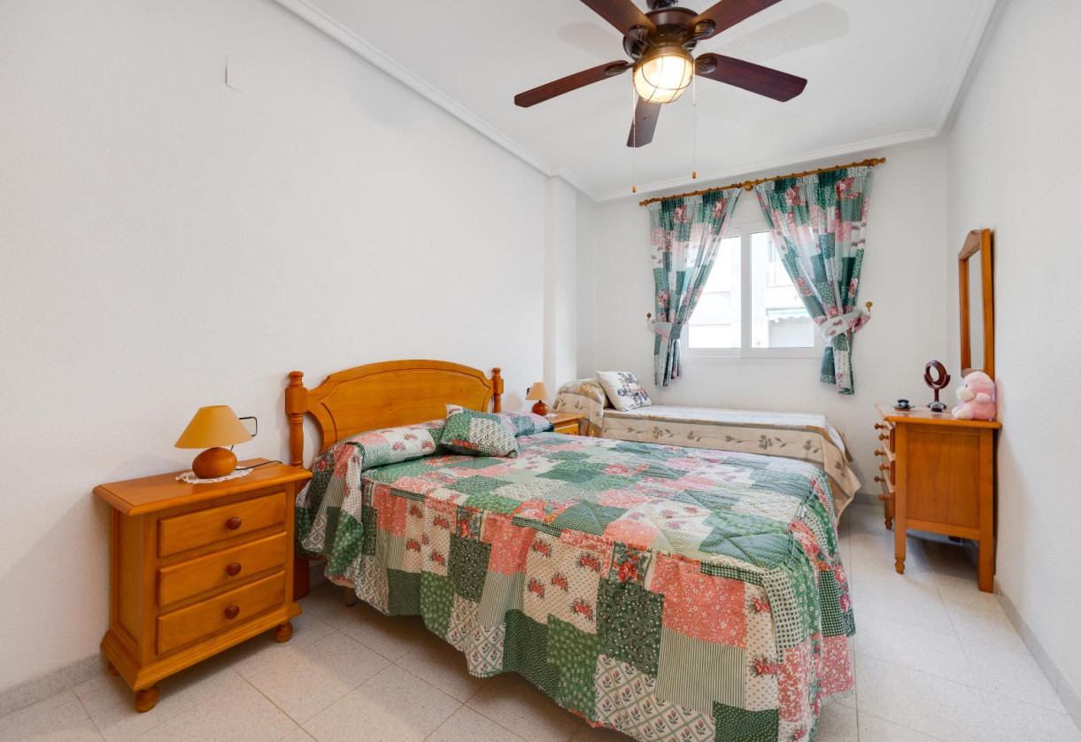 Sale · Apartment · Torrevieja · El Acequión - Los Náufragos