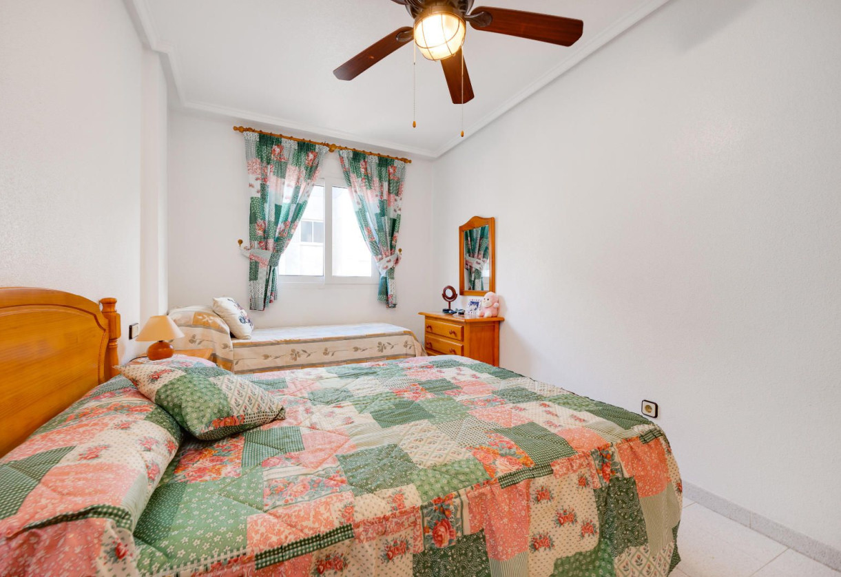 Sale · Apartment · Torrevieja · El Acequión - Los Náufragos