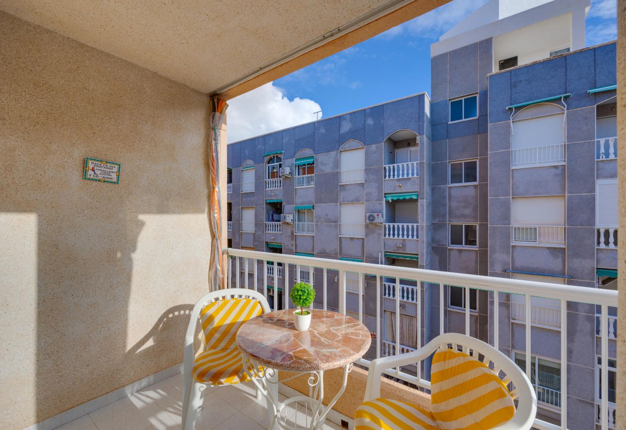 Sale · Apartment · Torrevieja · El Acequión - Los Náufragos