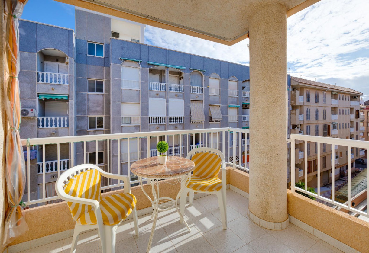 Sale · Apartment · Torrevieja · El Acequión - Los Náufragos