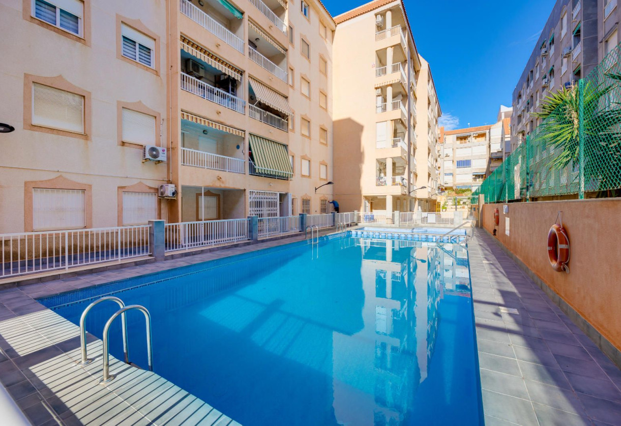 Sale · Apartment · Torrevieja · El Acequión - Los Náufragos