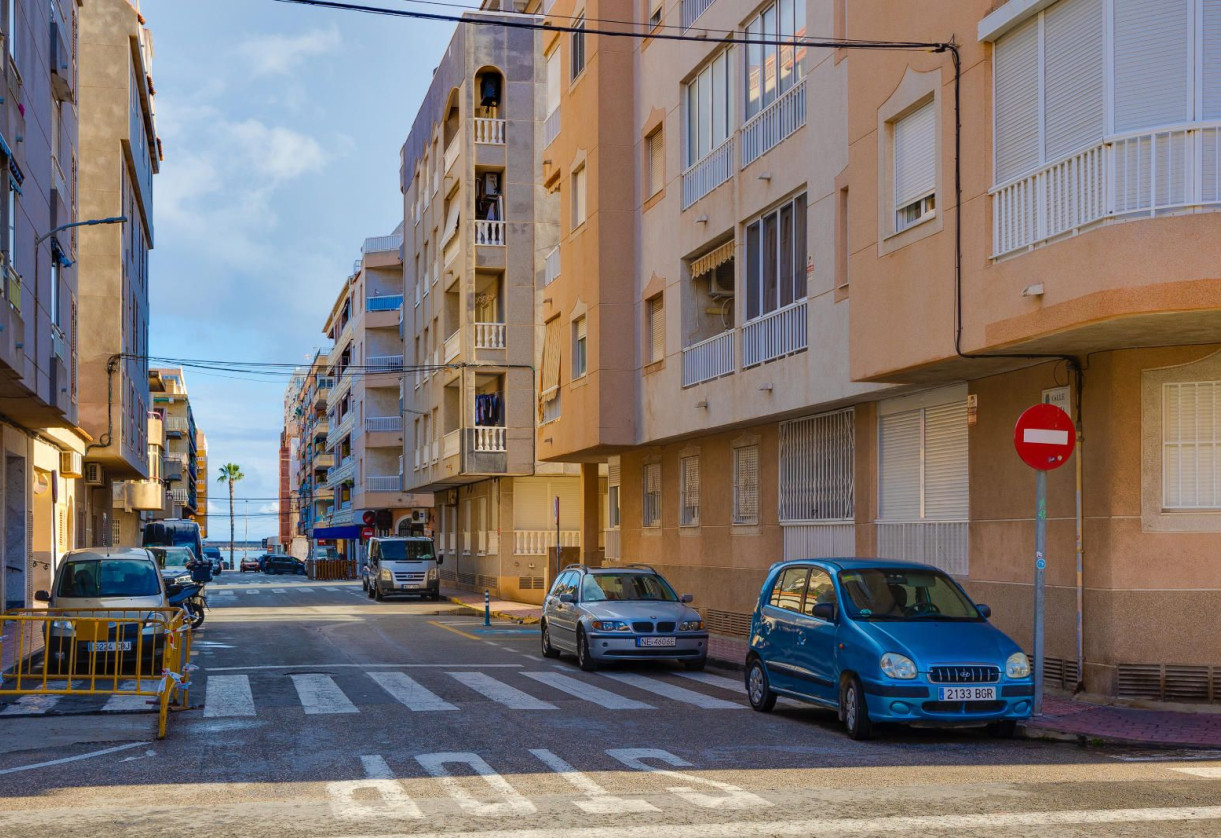 Sale · Apartment · Torrevieja · El Acequión - Los Náufragos