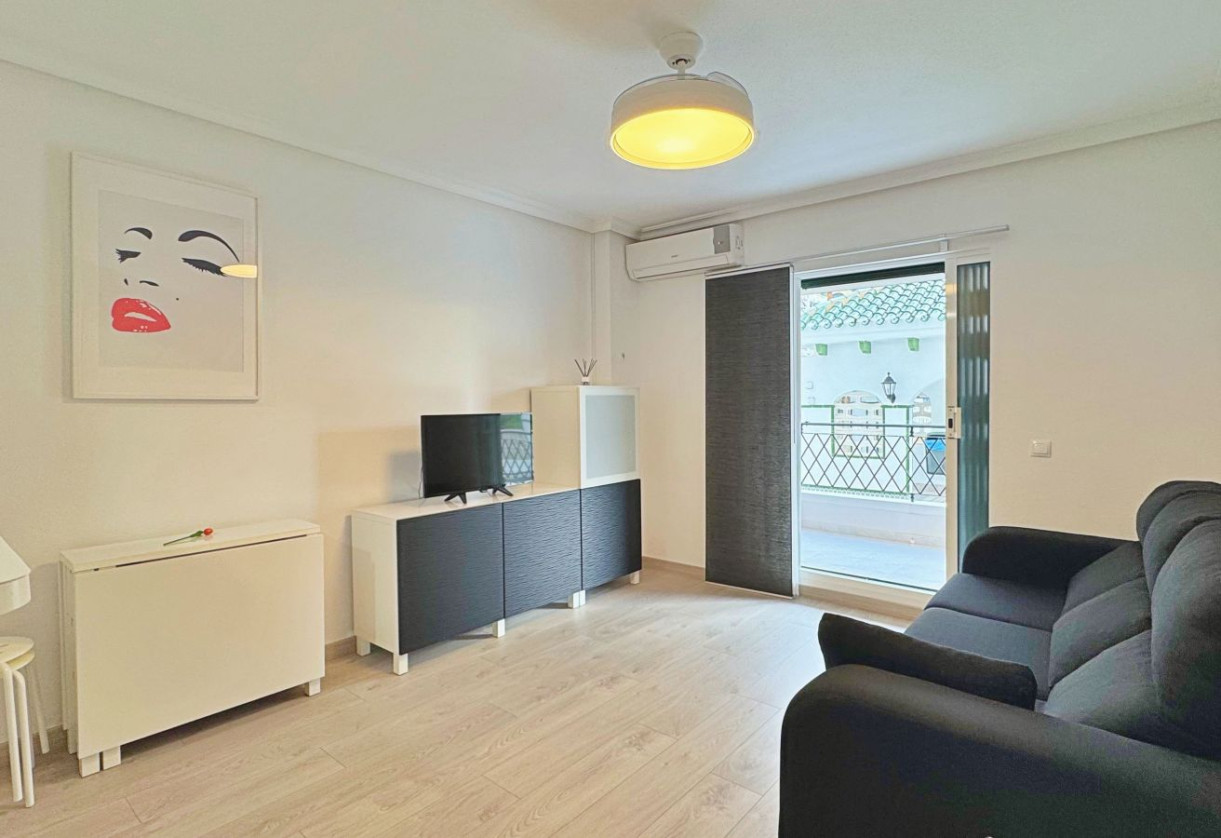 Rynek wtórny · Apartment · Torrevieja · La mata