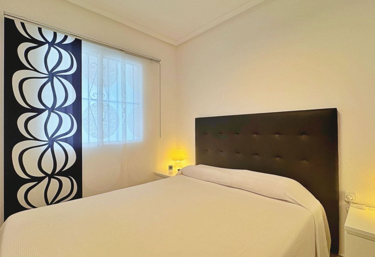Rynek wtórny · Apartment · Torrevieja · La mata