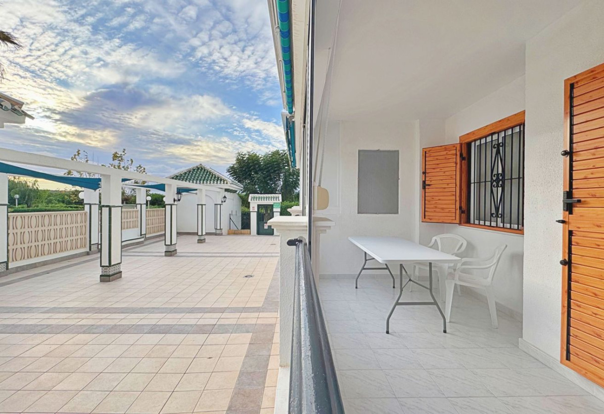 Rynek wtórny · Apartment · Torrevieja · La mata