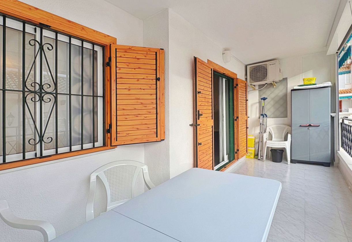 Rynek wtórny · Apartment · Torrevieja · La mata