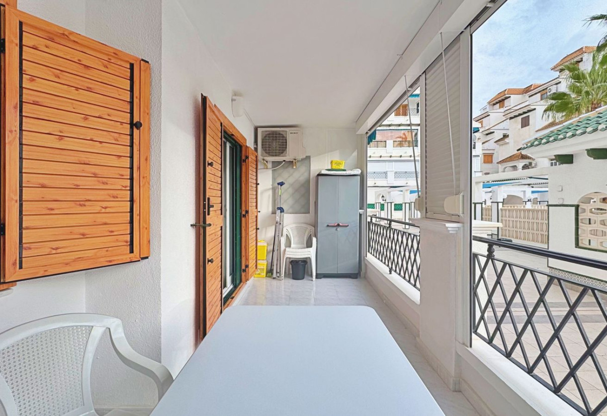 Rynek wtórny · Apartment · Torrevieja · La mata