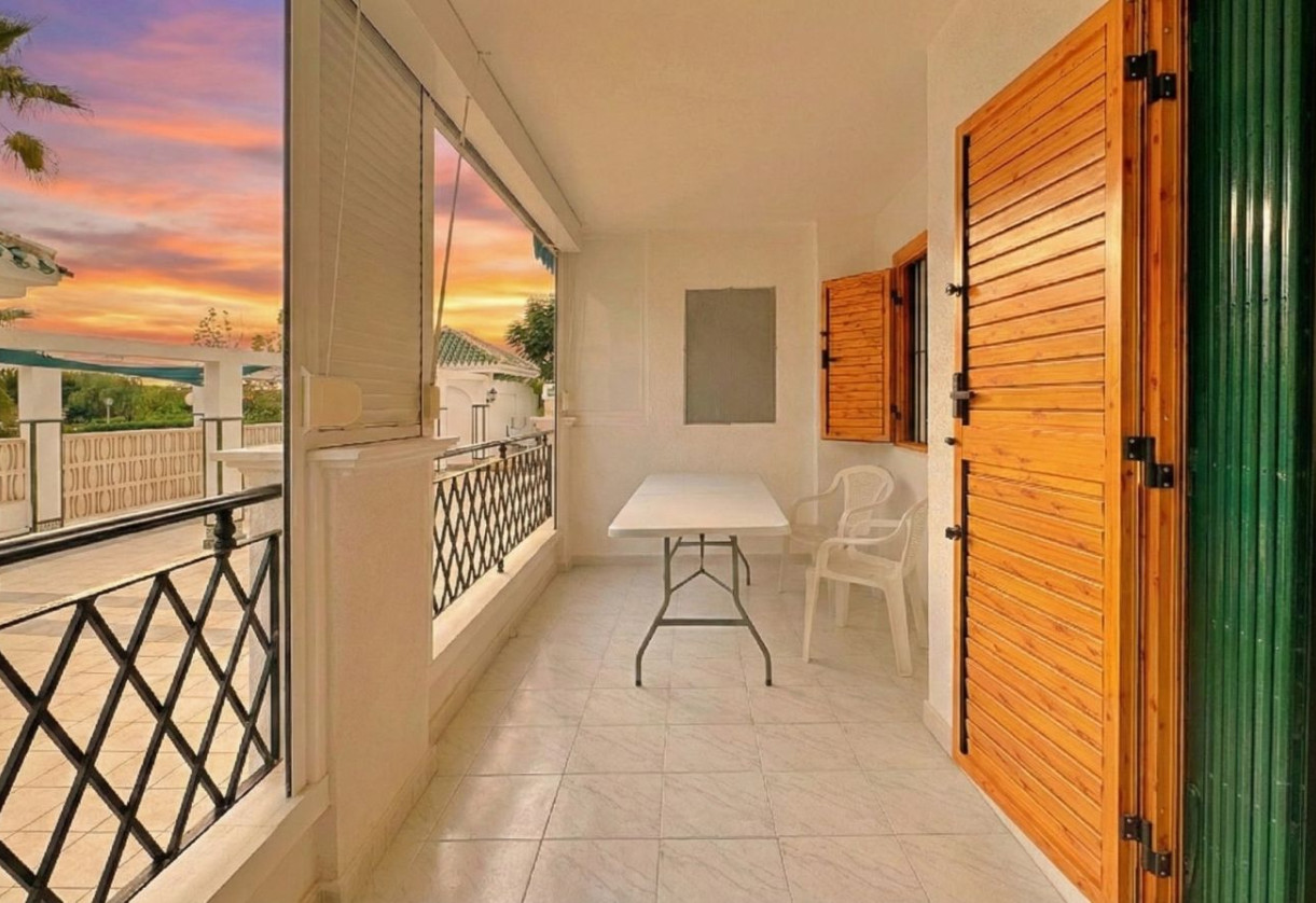 Rynek wtórny · Apartment · Torrevieja · La mata