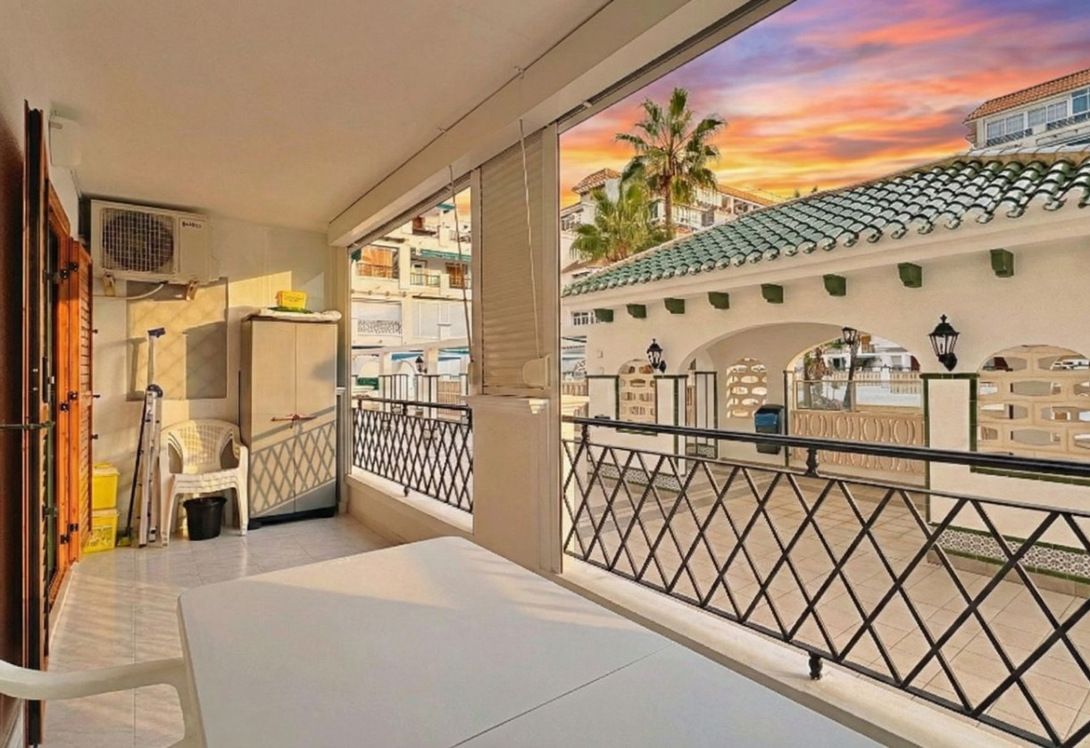 Rynek wtórny · Apartment · Torrevieja · La mata