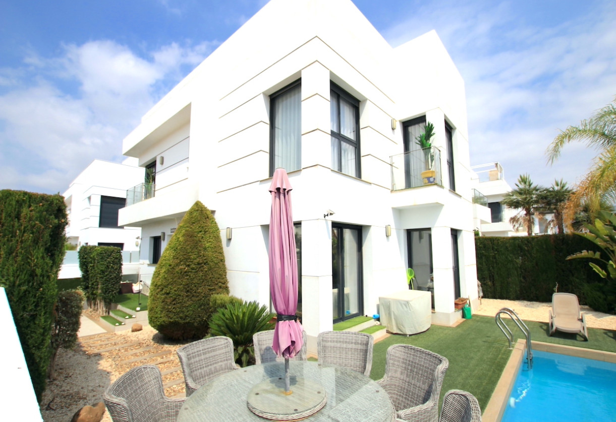 Rynek wtórny · Villa · Ciudad Quesada - Doña Pepa