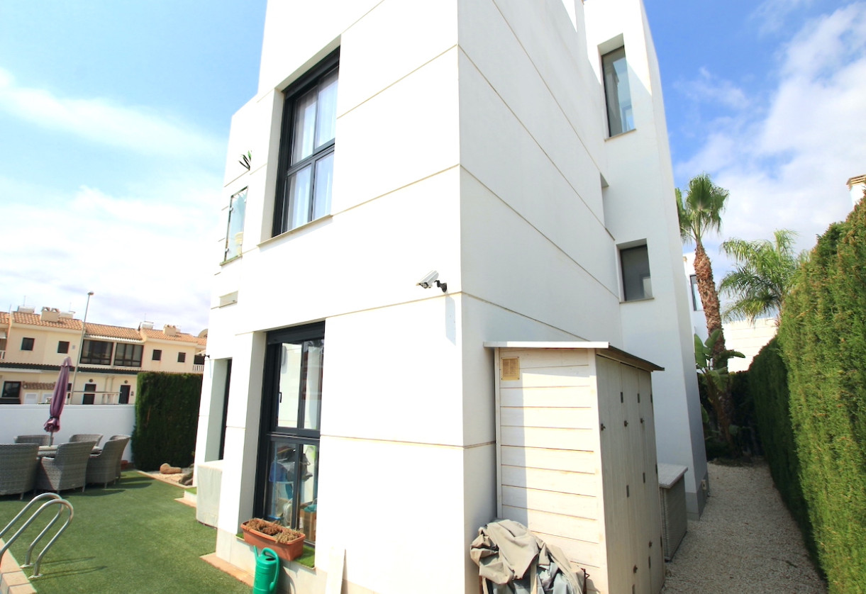 Rynek wtórny · Villa · Ciudad Quesada - Doña Pepa