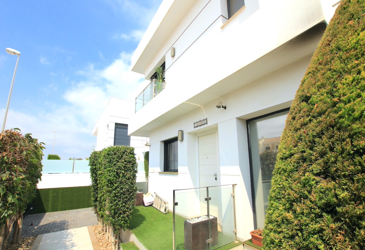 Rynek wtórny · Villa · Ciudad Quesada - Doña Pepa