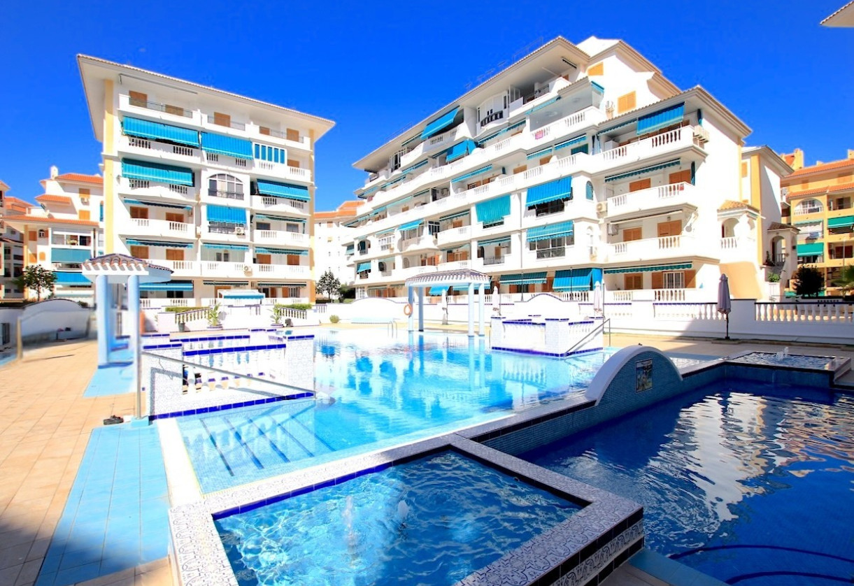 Resale · Apartment · La Mata