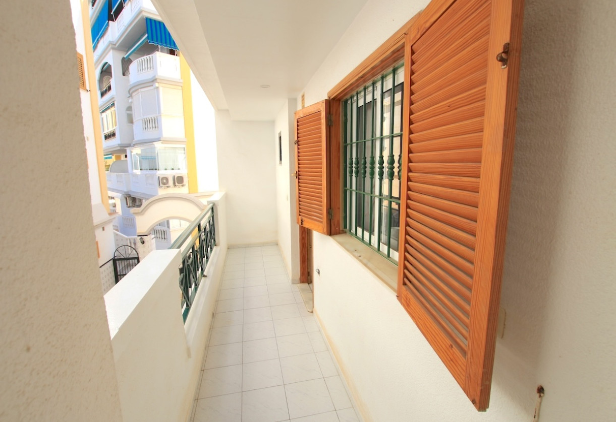 Resale · Apartment · La Mata