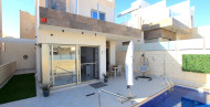 Resale · Villa · Villamartin