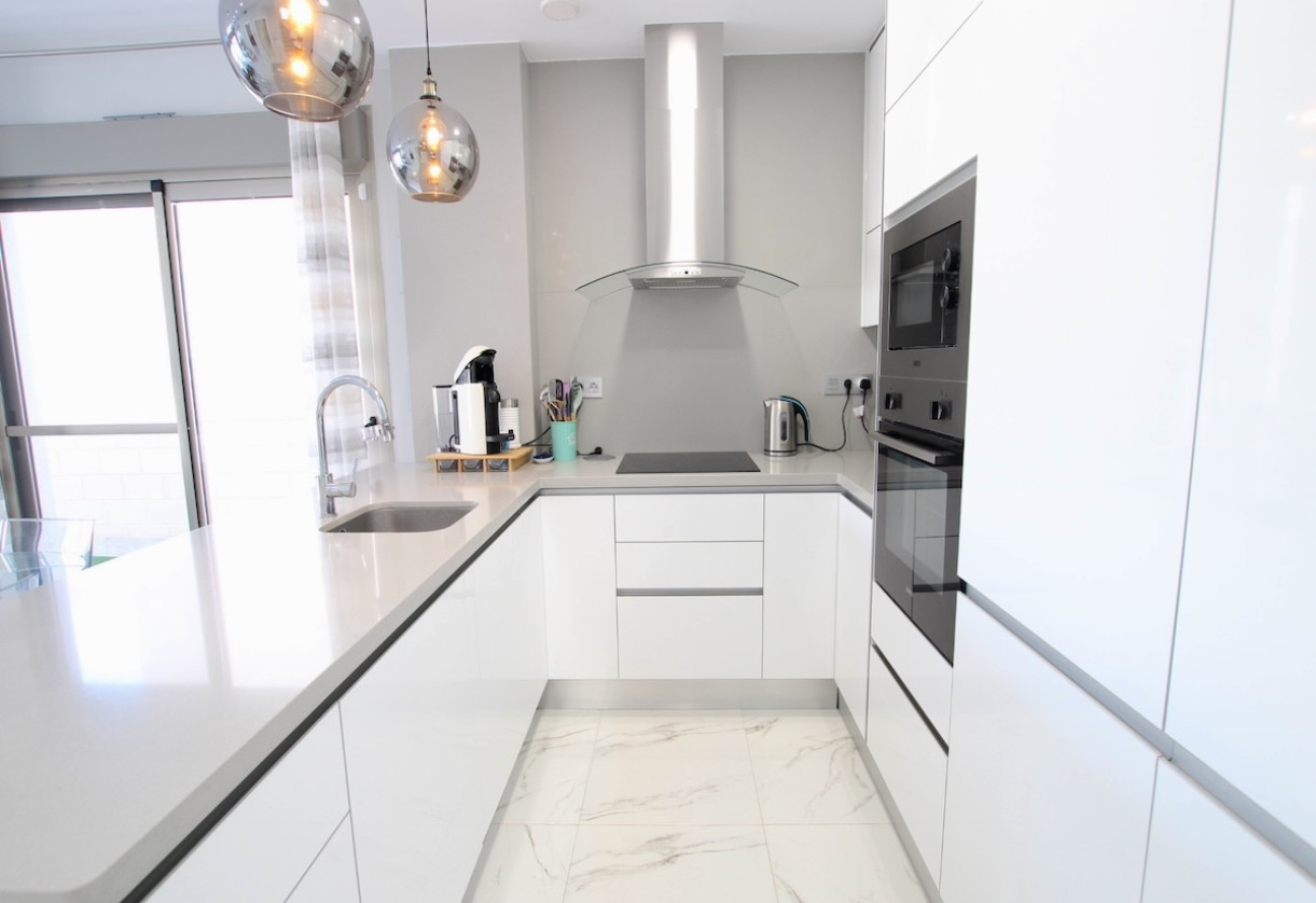 Resale · Villa · Villamartin