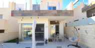 Resale · Villa · Villamartin