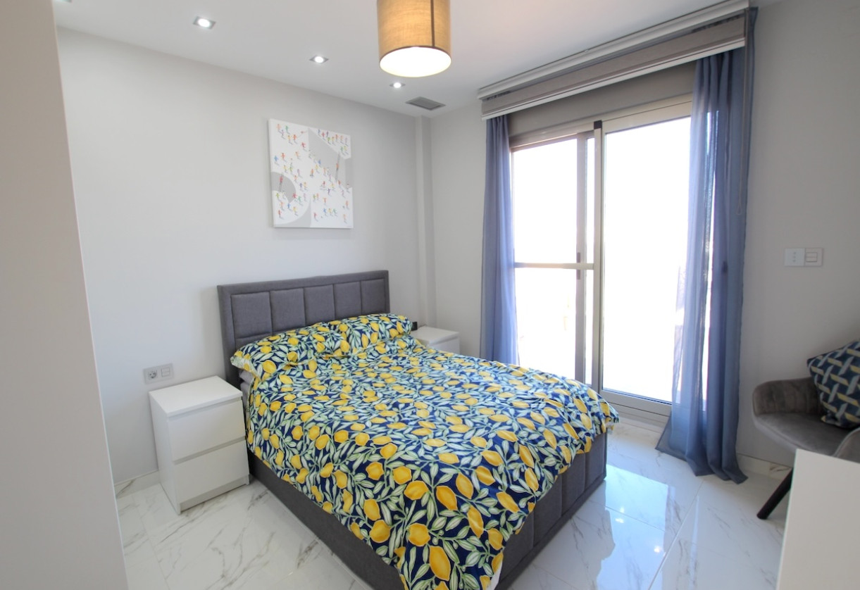 Resale · Villa · Villamartin