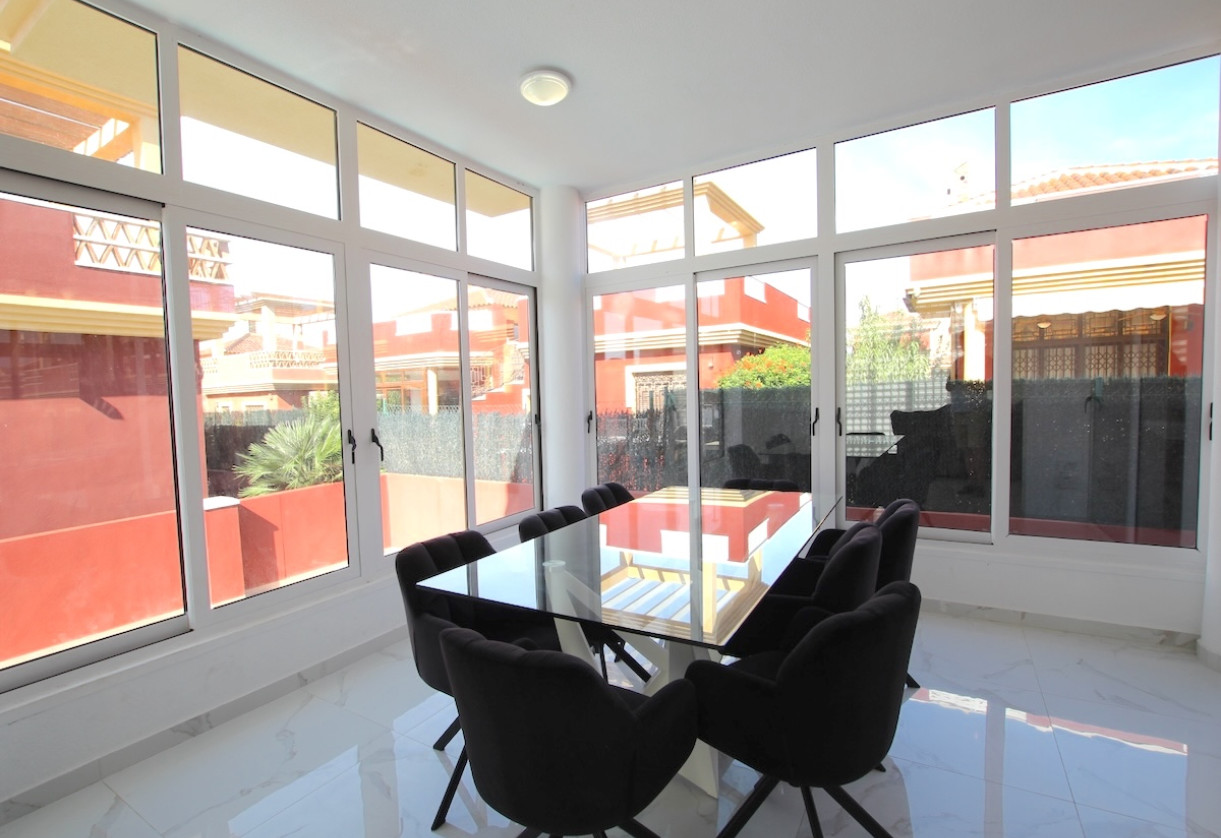 Sale · Villa · Algorfa - Urb. Lo Crispin