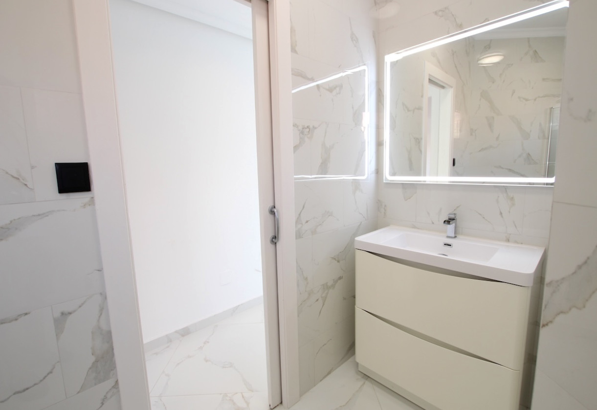 Sale · Villa · Algorfa - Urb. Lo Crispin