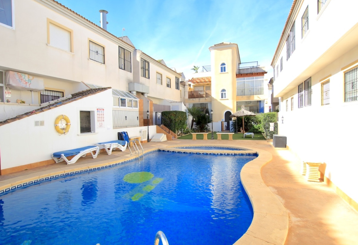 Rynek wtórny · Apartment · Heredades