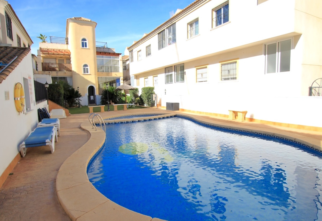 Rynek wtórny · Apartment · Heredades