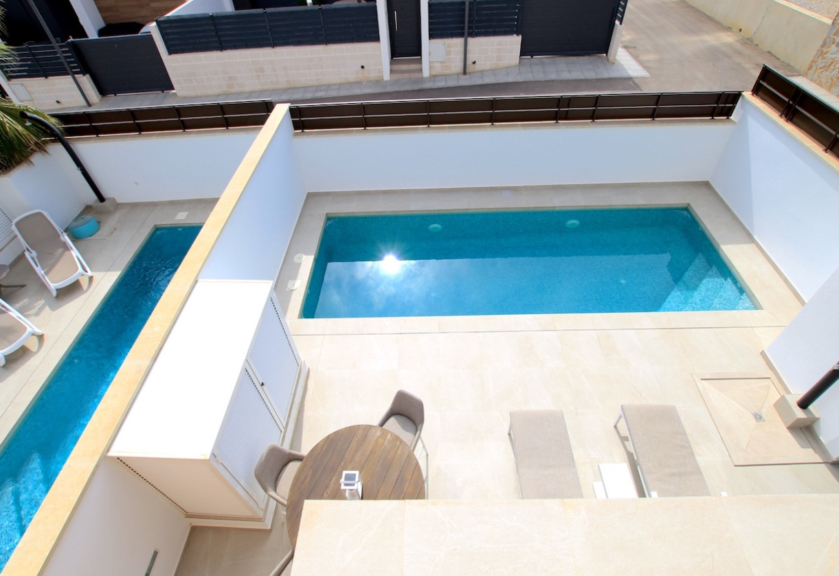 Resale · Villa · Algorfa - La Finca Golf