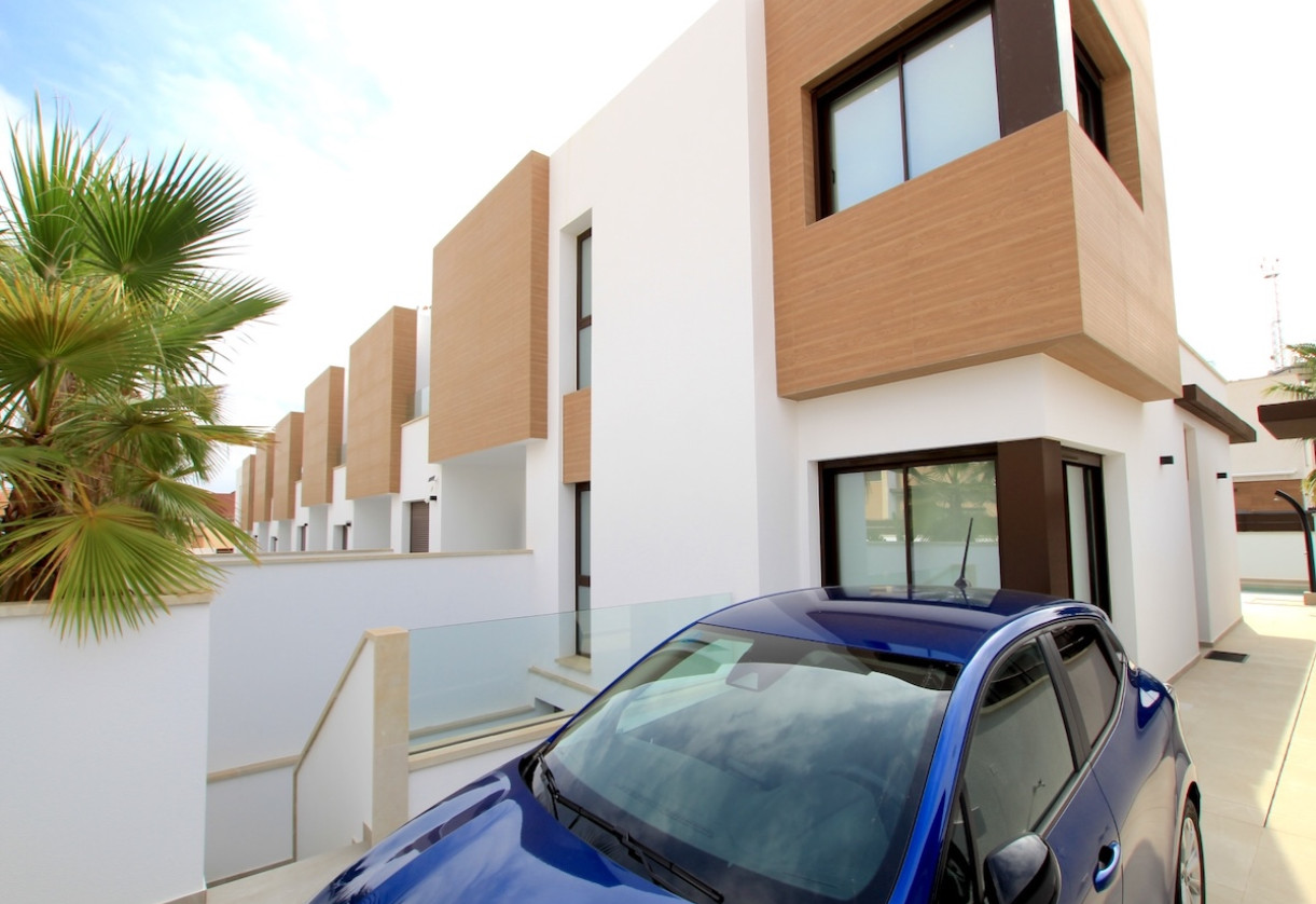 Resale · Villa · Algorfa - La Finca Golf