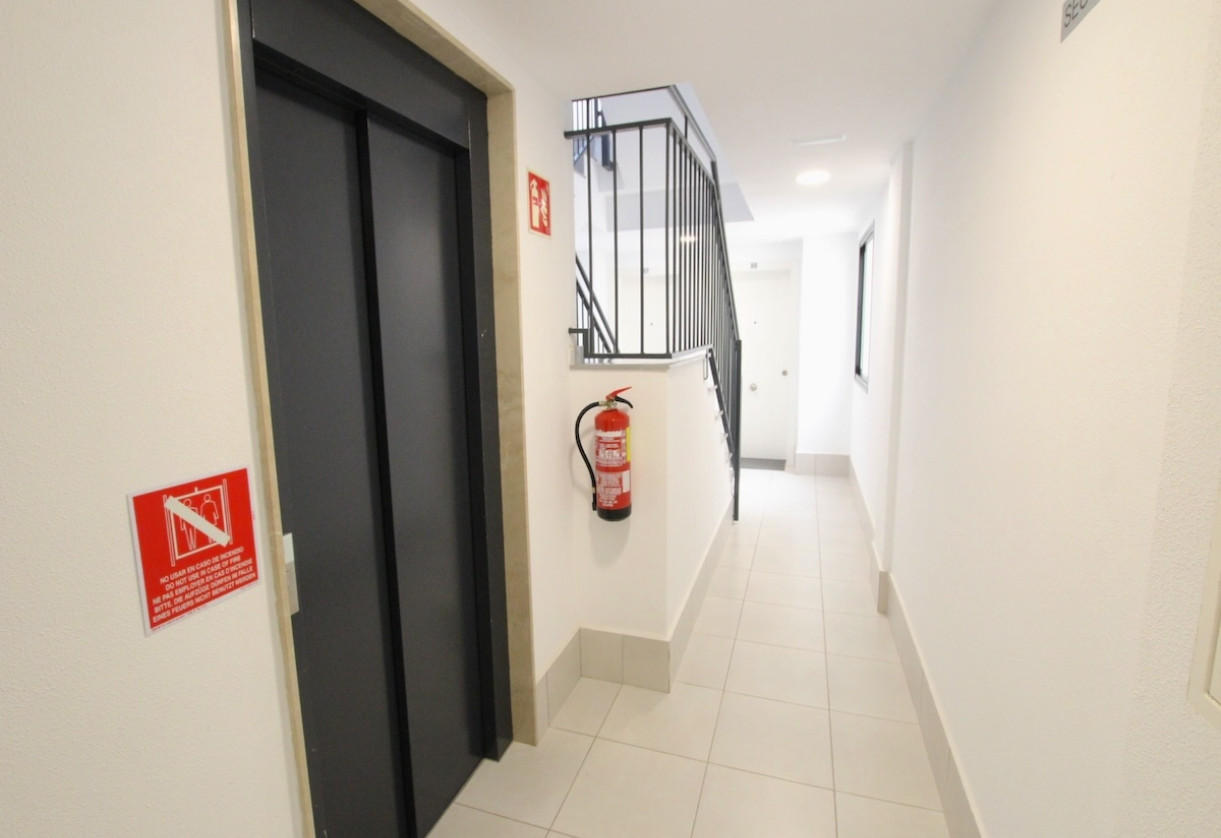 Resale · Apartment · Villamartin